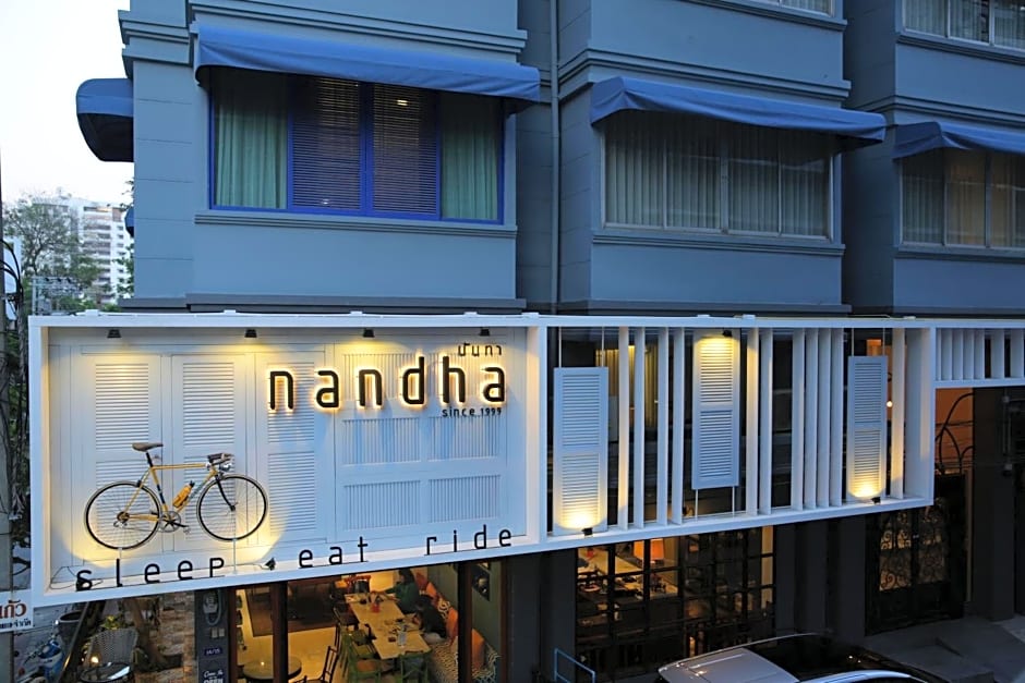 Nandha Hotel