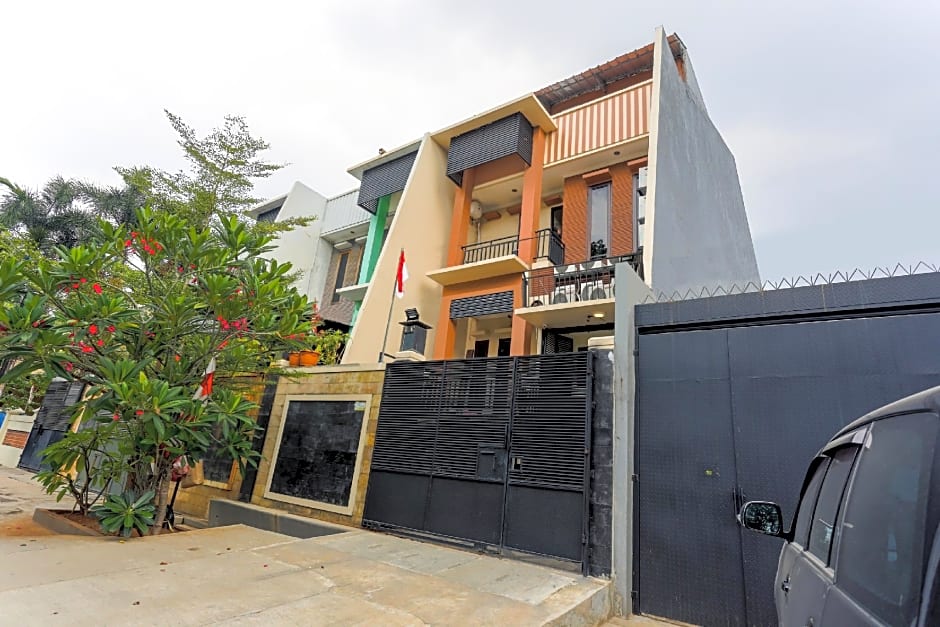 SUPER OYO 3109 Point Inn