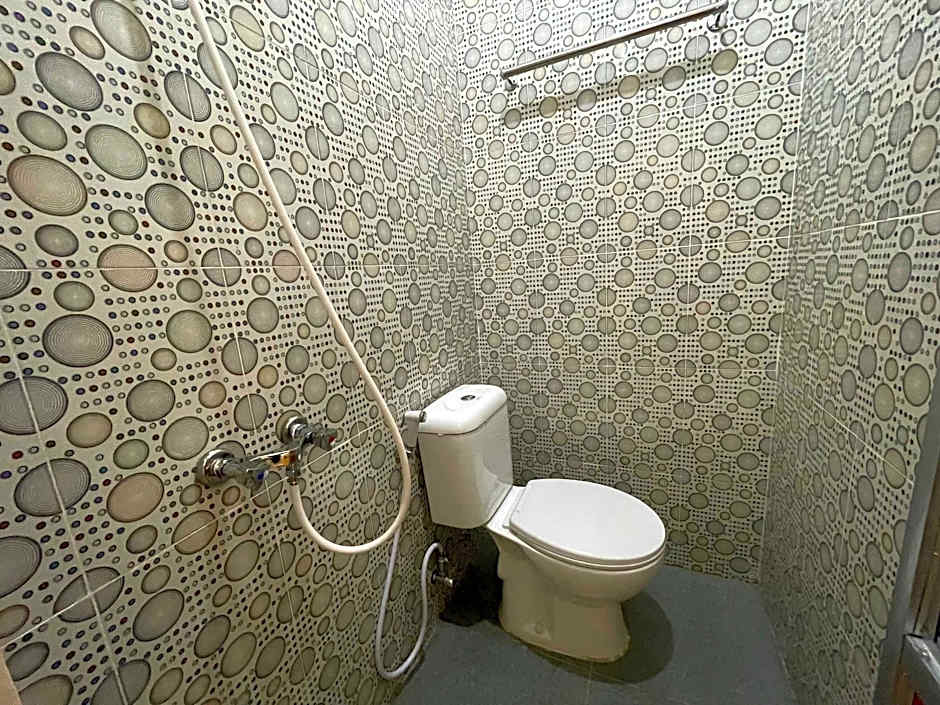 RedDoorz @ Ramelau near AP Pettarani