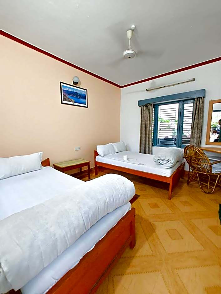 Hotel Mountain View - Lakeside Pokhara