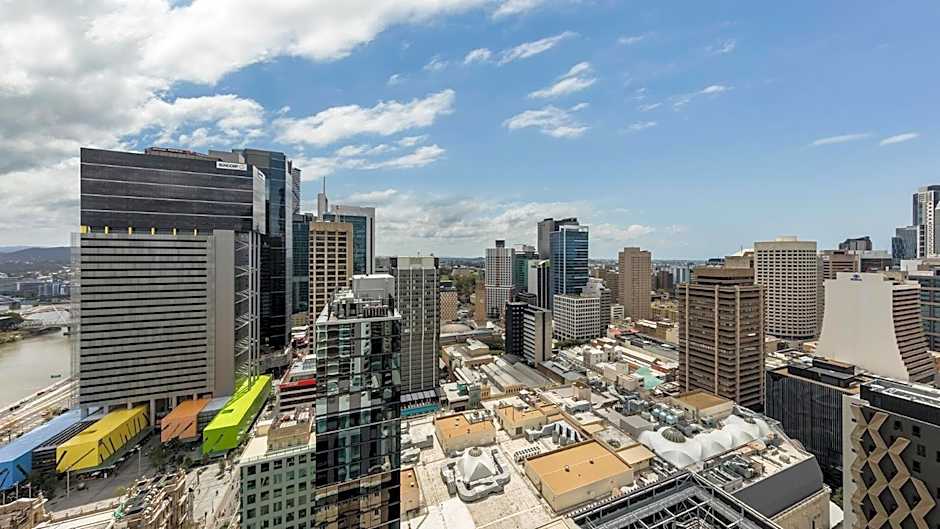 Oaks Brisbane Casino Tower Suites