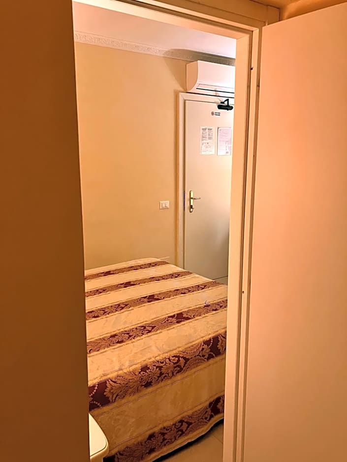 Hotel Erdarelli