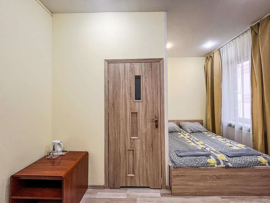 Fry House Hostel - 15min to Dworzec Zachodni, 5min to Klub Progresja