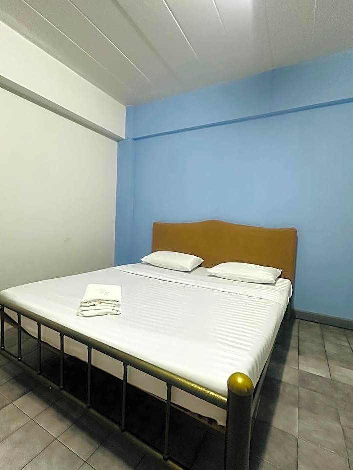 Pakchong Town Hotel