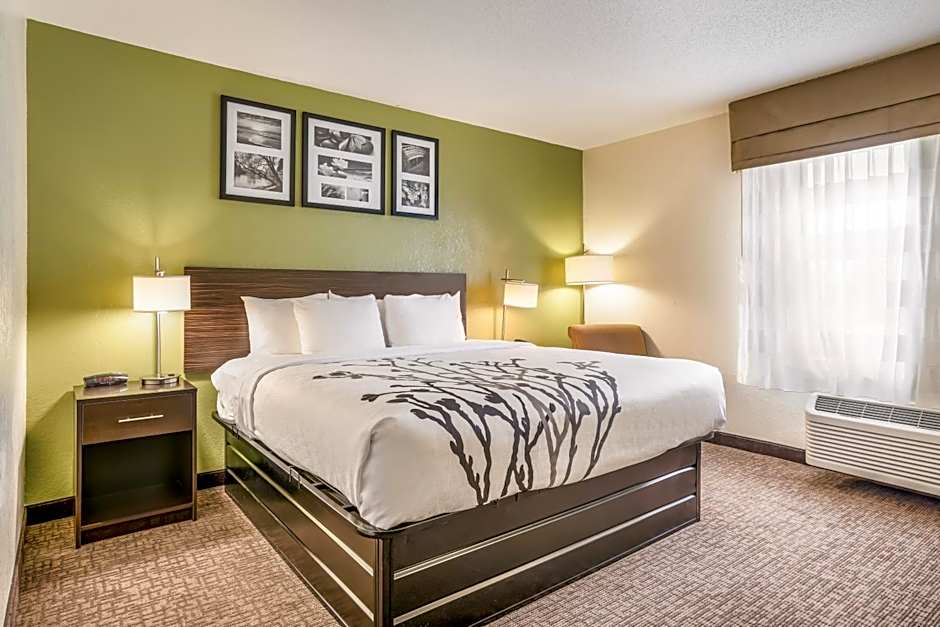 Sleep Inn & Suites Jacksonville near Camp Lejeune