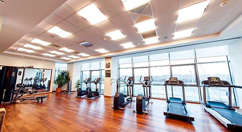 Dedeman Oskemen Tavros Hotel