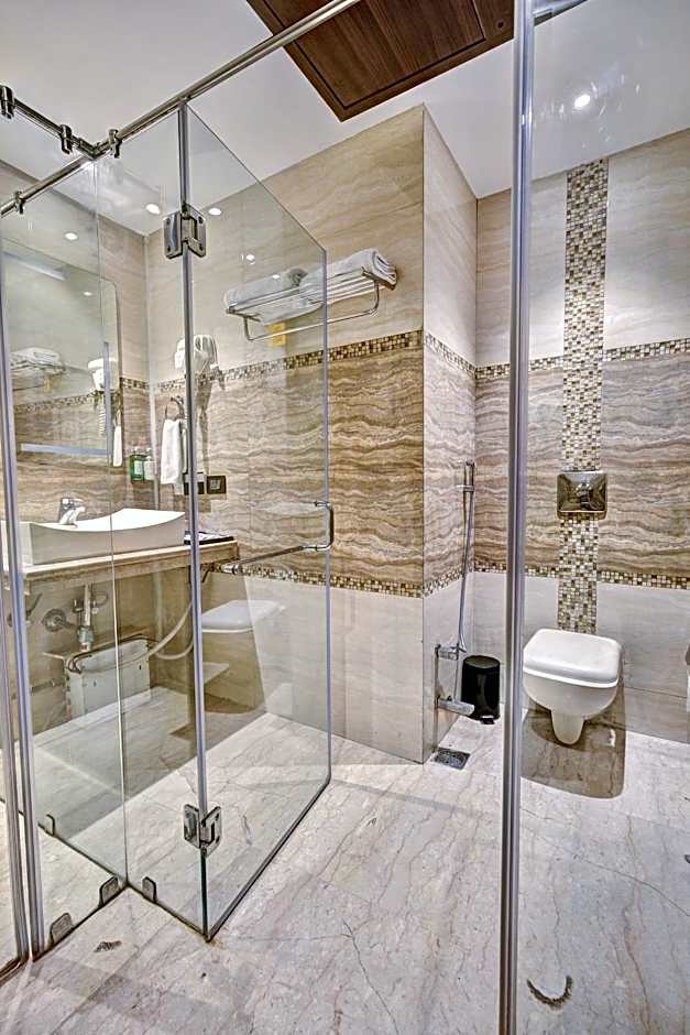 THE SINGH EMPIRE (CENTRAL DELHI)