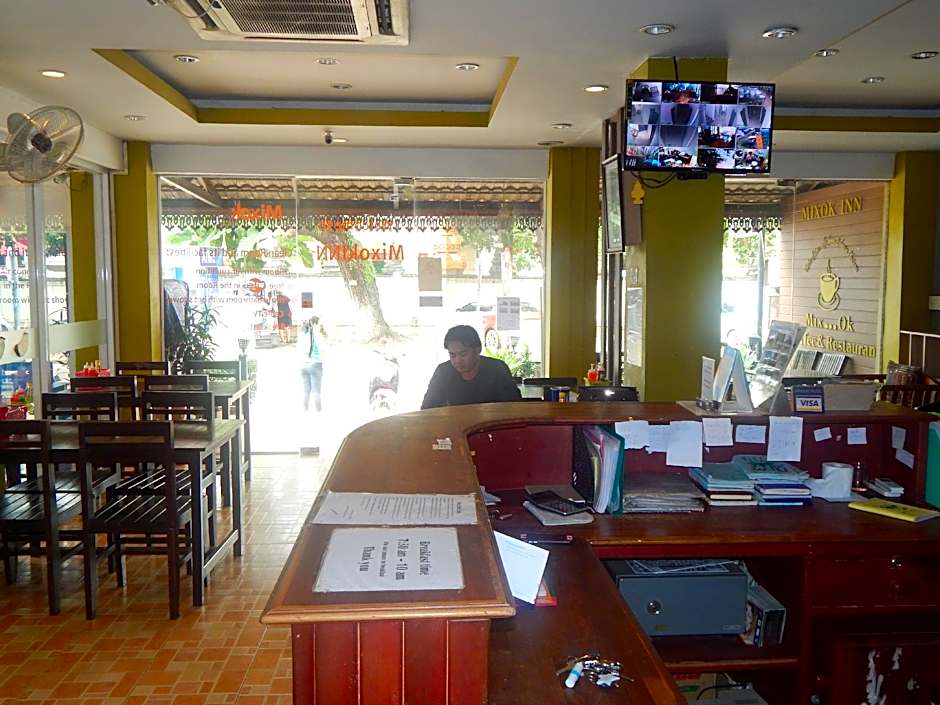 Mixok Inn