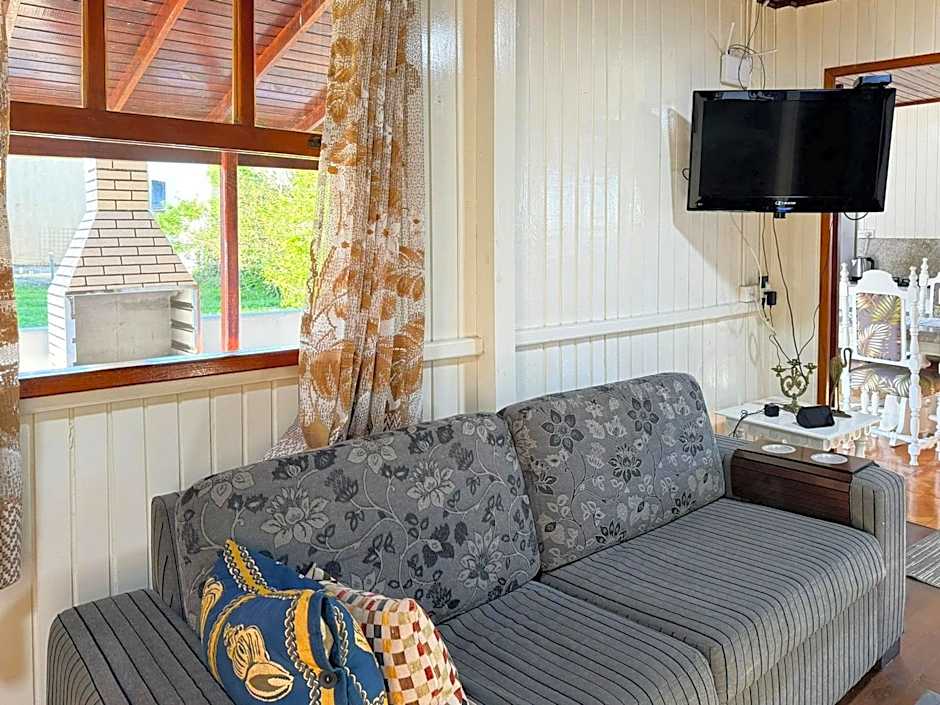 Casa Aconchegante na Lagoa de Ibiraquera - IMB003