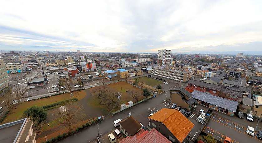 Smile Hotel Takaoka Ekimae