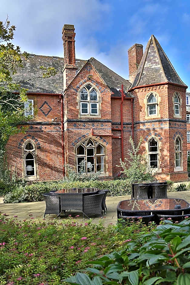 Best Western Abbots Barton Hotel