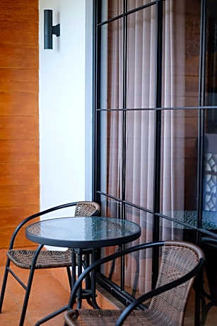 Queen Room with Balcony