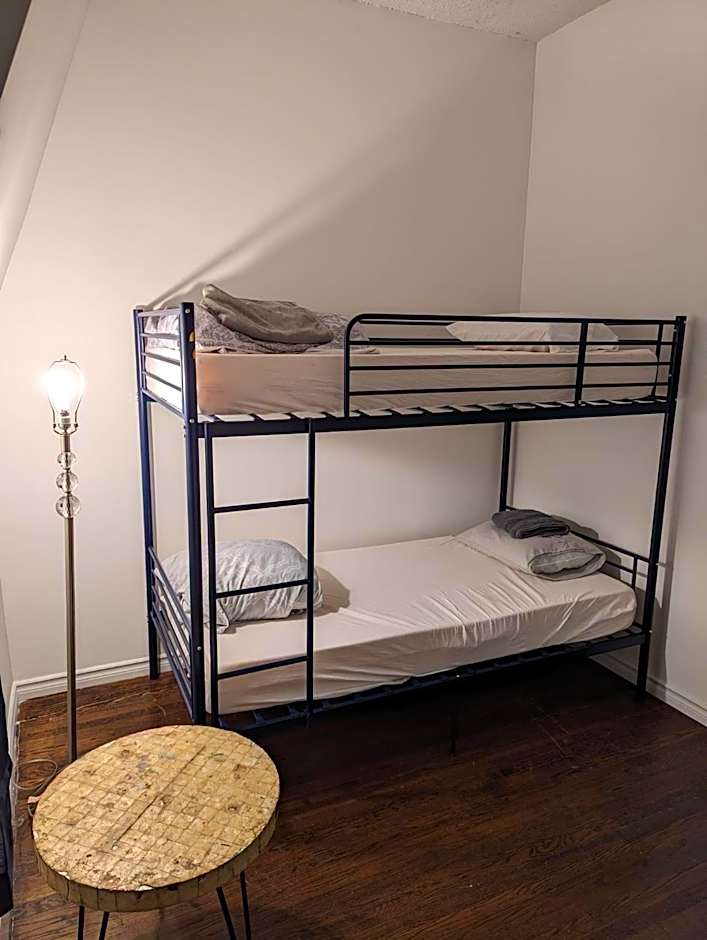 The Parkdale Hostellerie