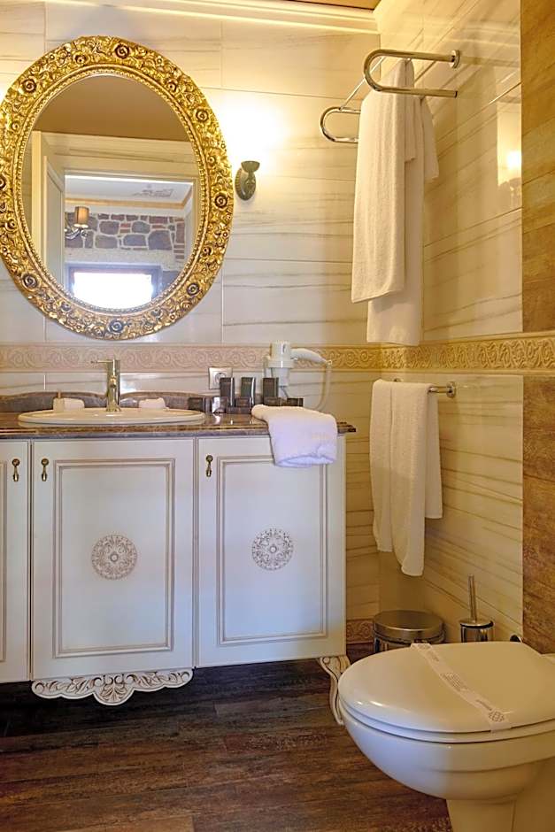 L'agora Old Town Hotel & Bazaar