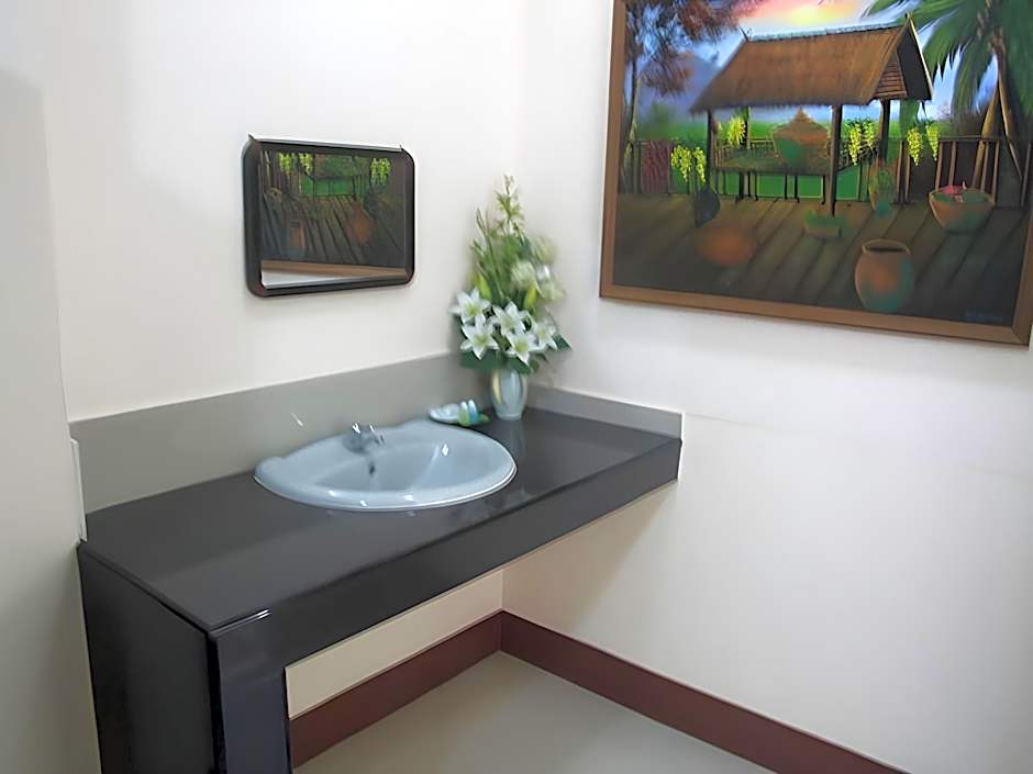 Jansupar Court
