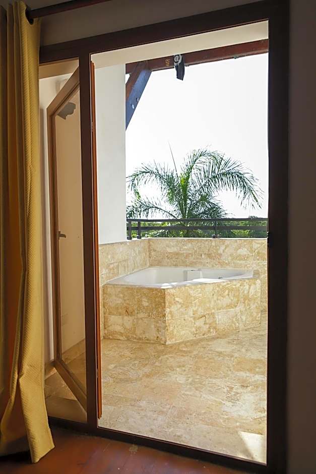 Sybaris Suites & Residences