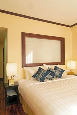 Delux Double Room with Balcony