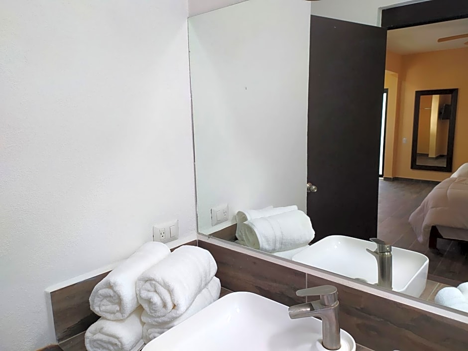 Oxi Hotel