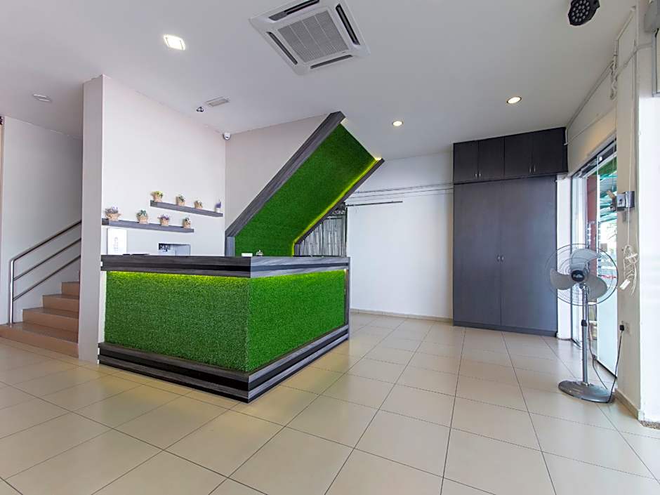 Top Garden Hotel