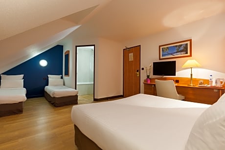 Qdpl Fwhi Flat Desk Teac