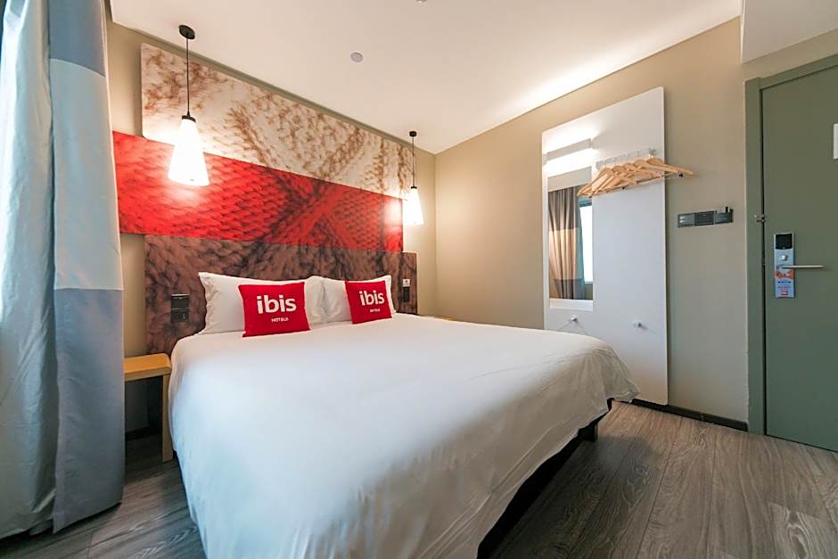 Ibis Xuzhou East Huaihai Road Hotel