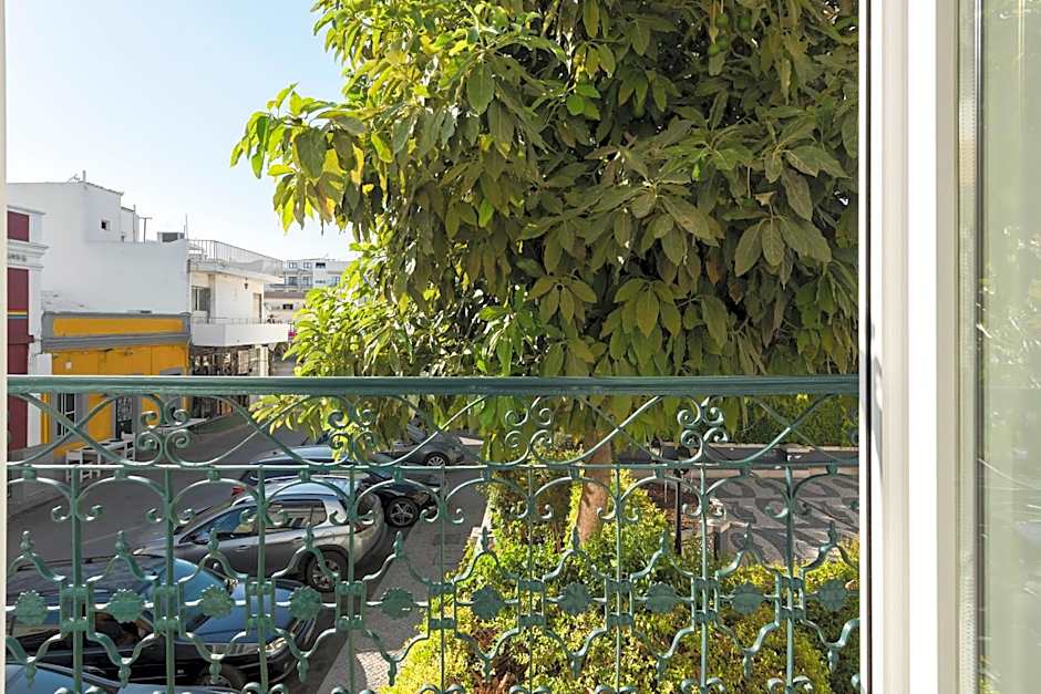 Madalena Hostel e Suites