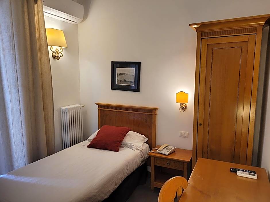 Hotel Del Real Orto Botanico