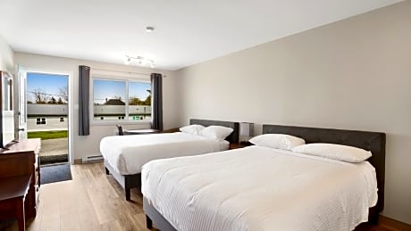 Homeport Motel