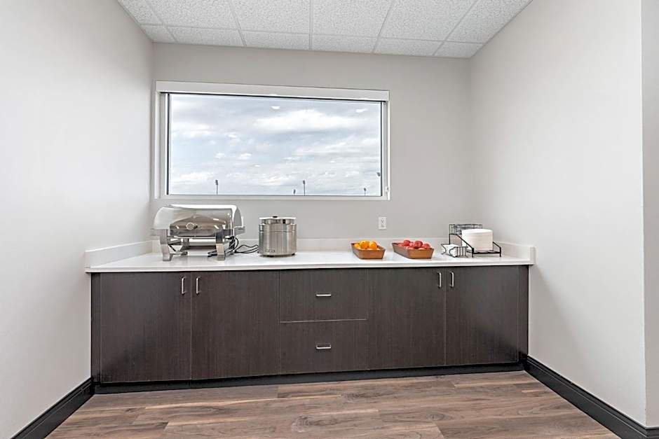 Holiday Inn Express Kansas City North Parkville By IHG