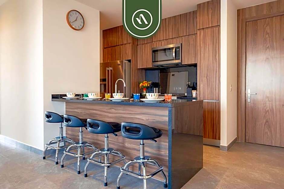 Luxury 2 BR Condo in Reforma - Skyline View - Pool