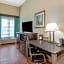 La Quinta Inn & Suites by Wyndham Panama City Beach