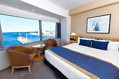 Check in after 3PM - Standard Floor Double Room with Bay View - Tower Building  - Smoking