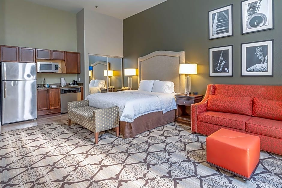 Hampton Inn By Hilton & Suites New Orleans-Convention Center