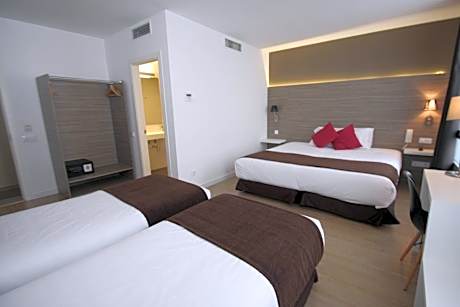 Superior Family Room