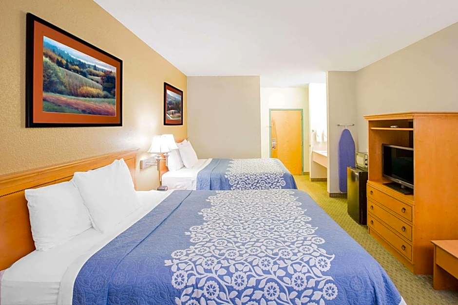 Days Inn by Wyndham Hattiesburg MS