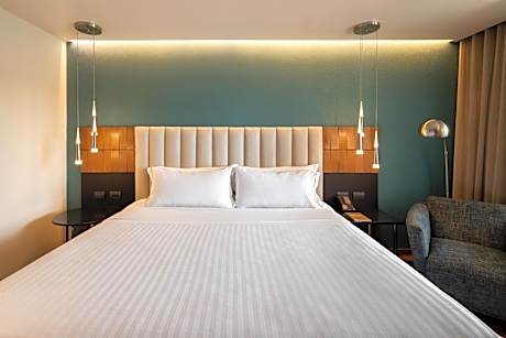 Executive King Room