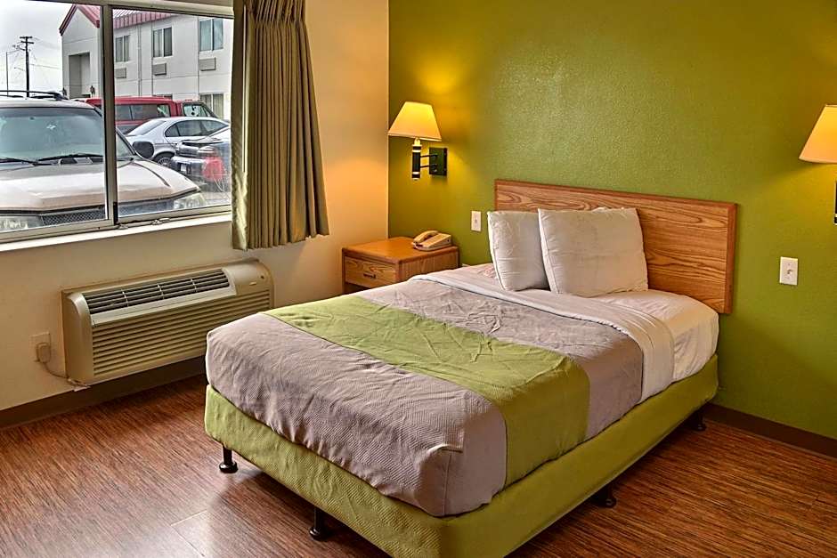 Motel 6-Billings, MT - North