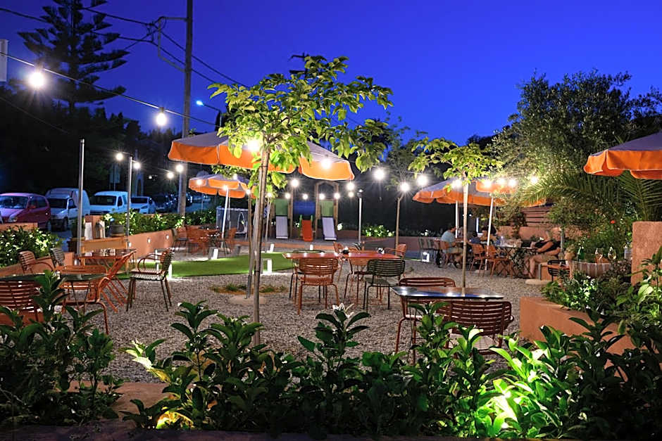 Aquarius Beach Hotel