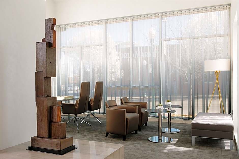 AC Hotel Kansas City Plaza