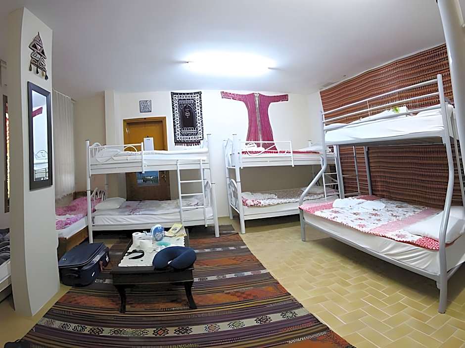 AnzGuesthouse Pansiyon 