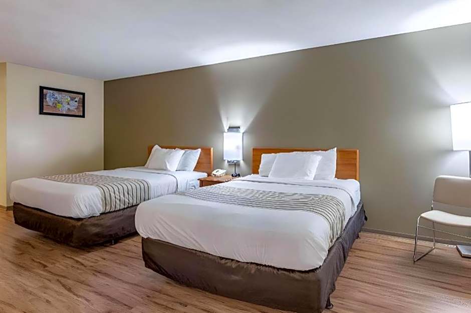 Econo Lodge Ithaca Airport 