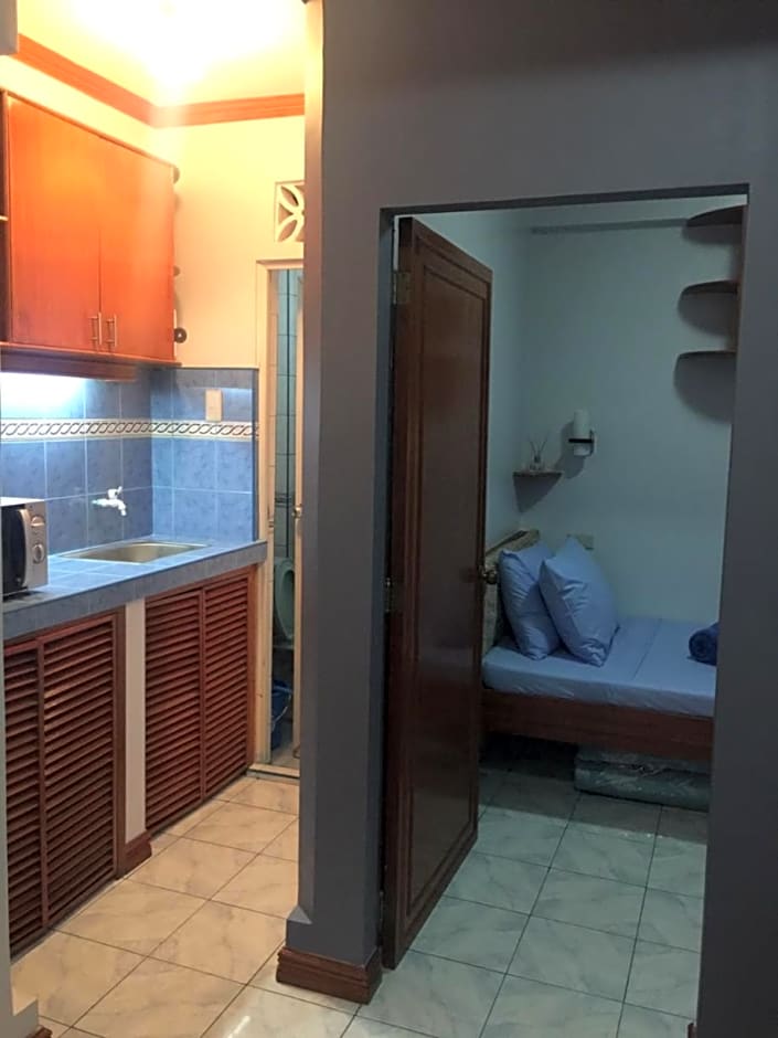 Las Pinas Serviced Apartment