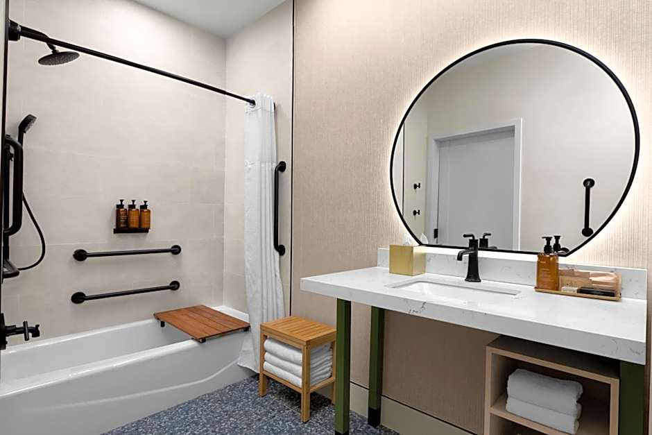 The Inelle, Oakhurst Yosemite, a Tribute Portfolio Hotel