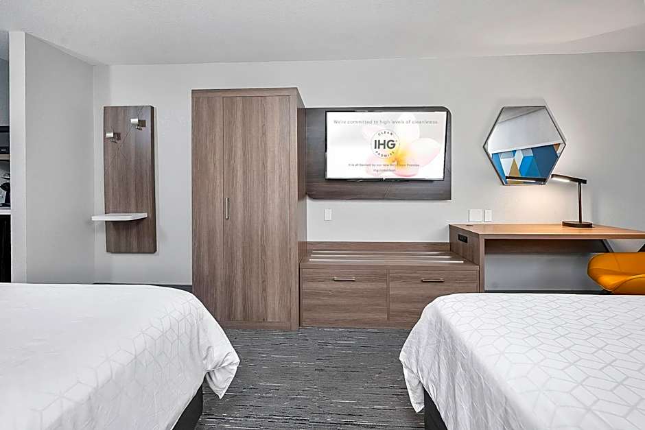 Holiday Inn Express Palestine By IHG