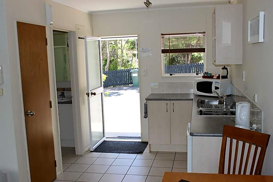 Ash Grove Boutique Motel