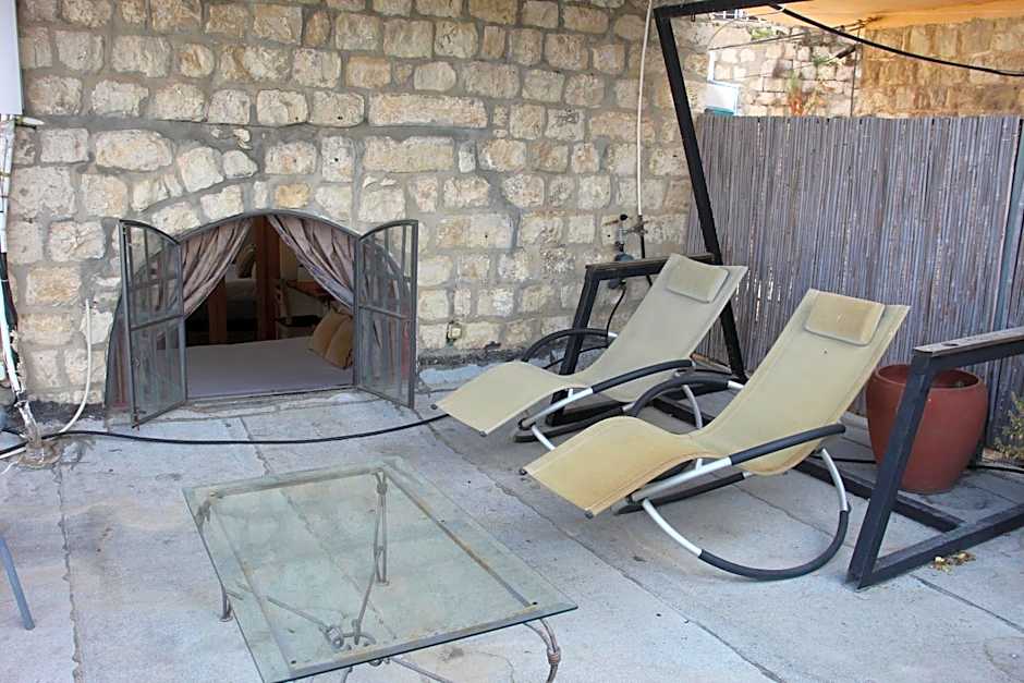 Artists' Colony Inn Zefat