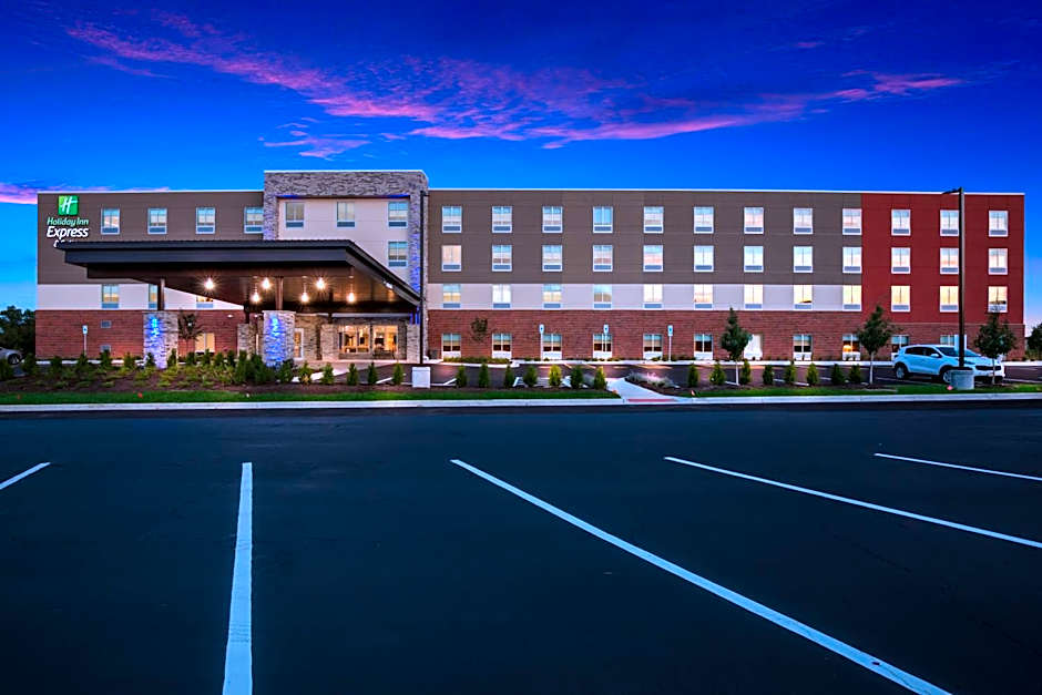 Holiday Inn Express & Suites Chicago - Hoffman Estates By IHG