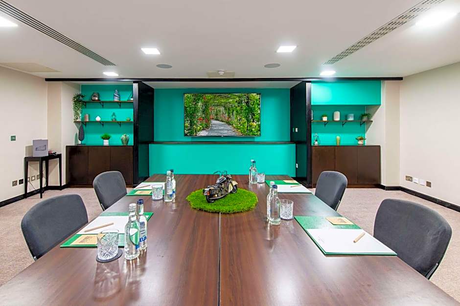 DoubleTree by Hilton London Kensington