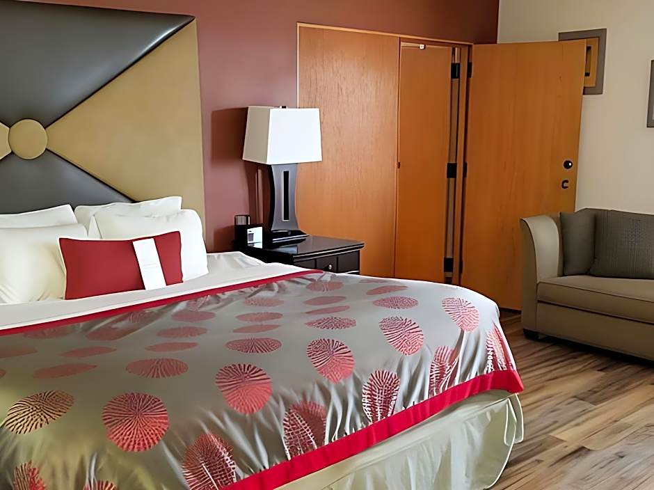 Albert Lea Inn and Suites