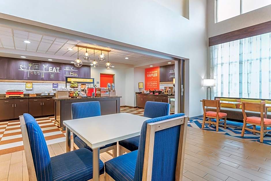 Hampton Inn By Hilton & Suites Parkersburg Downtown